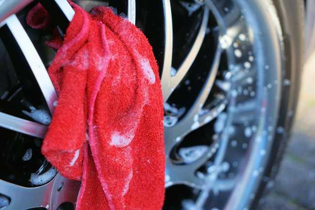 how to clean car tires